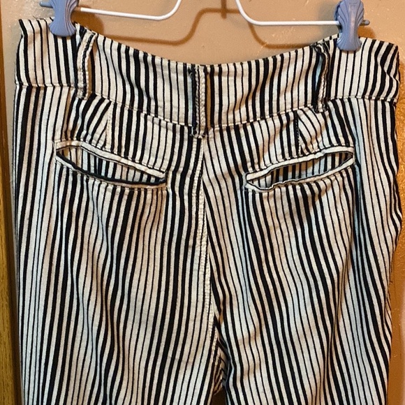 FREE PEOPLE size 6 pants NWOTS (well, plastic tags remain but no paper tag). - Picture 7 of 7